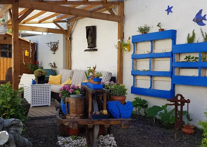 Luxurious Pink House And Parking