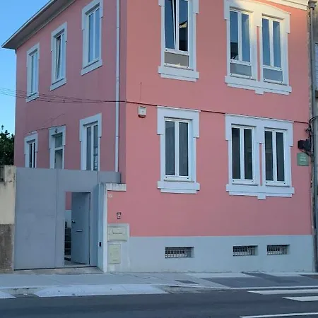Luxurious Pink House And Parking Semesterbostad *