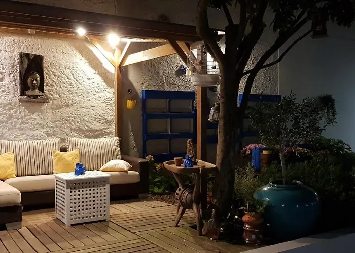 Luxurious Pink House And Parking