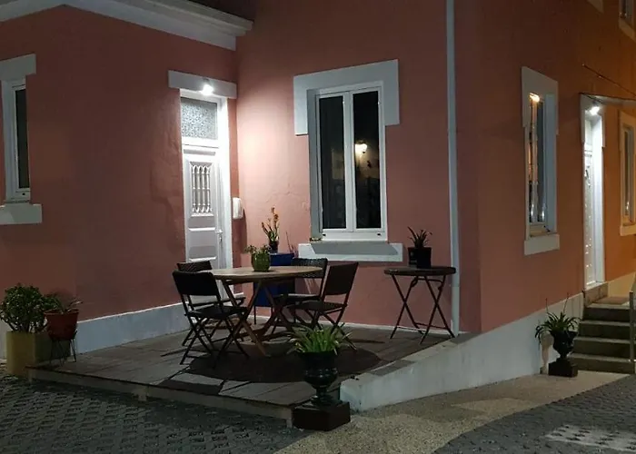 Luxurious Pink House And Parking Tatil Evi