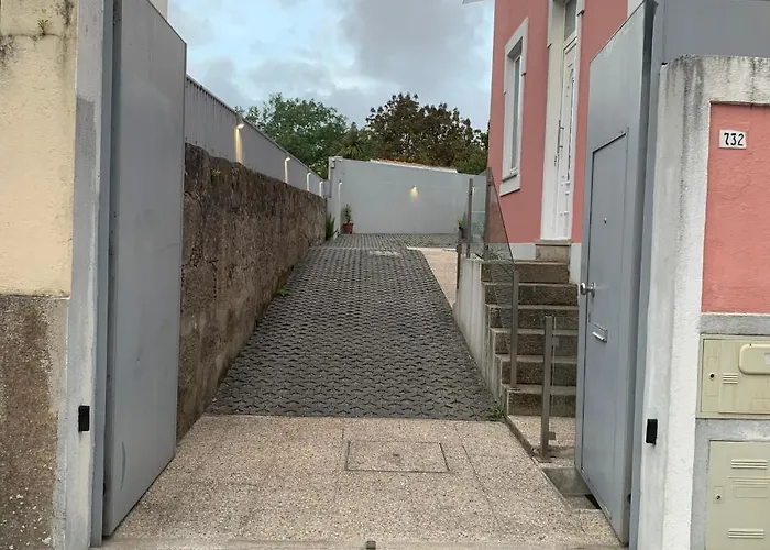 Luxurious Pink House And Parking Tatil Evi Porto