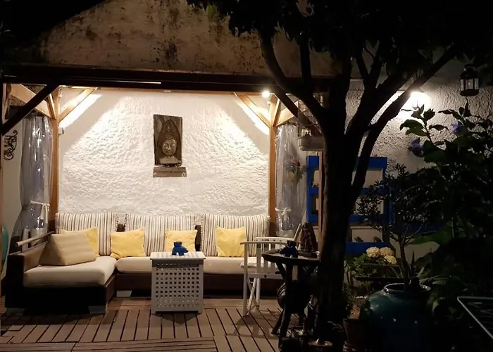 Luxurious Pink House And Parking Tatil Evi