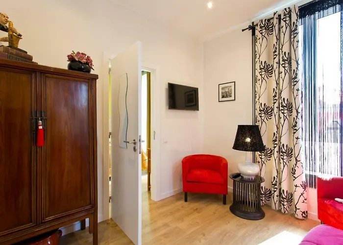 Luxurious Pink House And Parking Tatil Evi