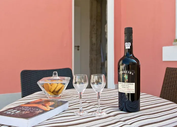 Luxurious Pink House And Parking * Porto